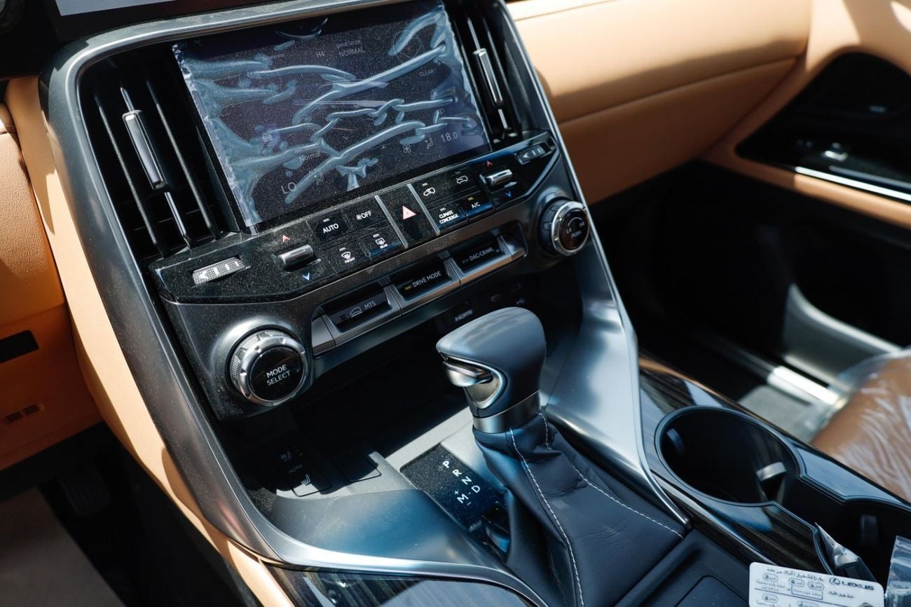 Lexus LX600 SIGNATURE