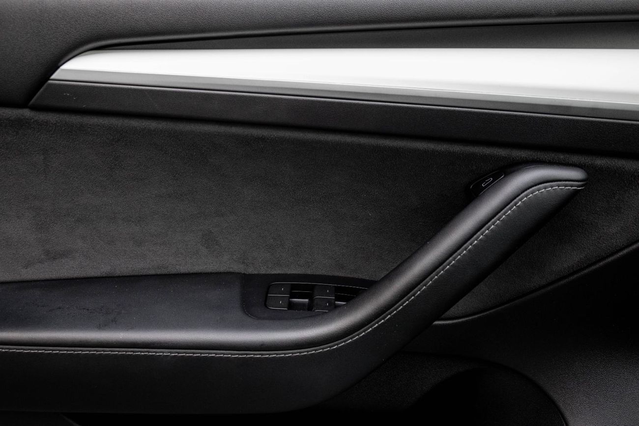 Tesla Model 3 PERFORMANCE | 2,017 P.M  | 0% Downpayment | WARRANTY!