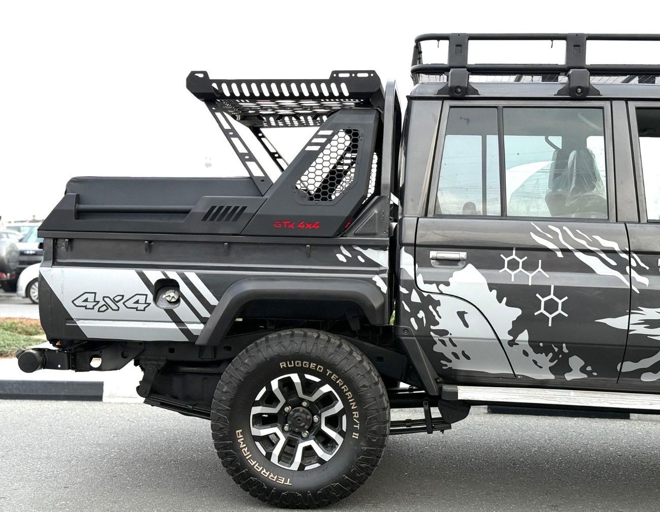 تويوتا لاند كروزر بيك آب PICKUP DLX Winch 4.5L