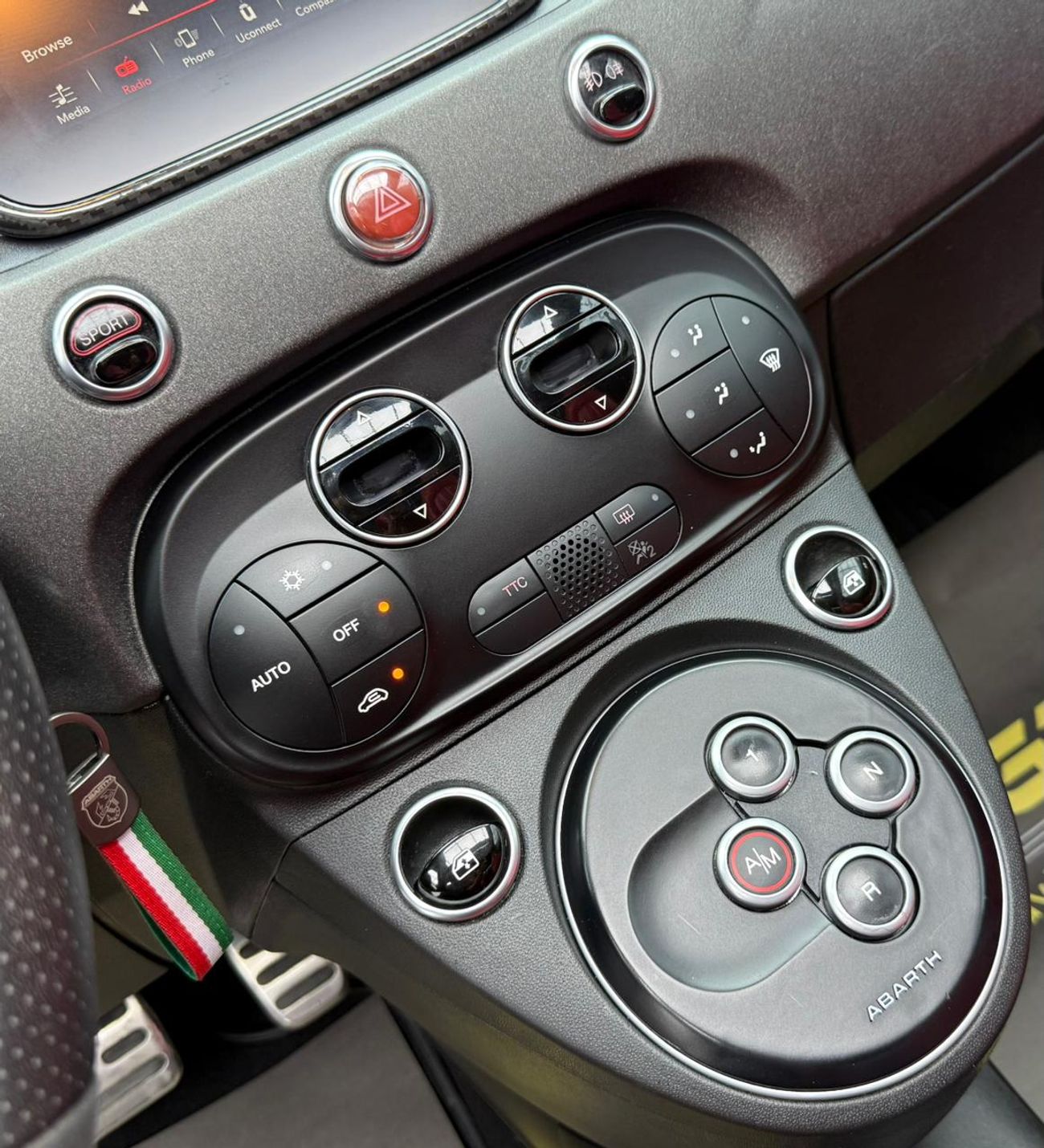 Abarth 595 2019 Fiat Abarth 595 Competizione ,Warranty ,Full Agency Service History ,Excellent Condition ,GCC