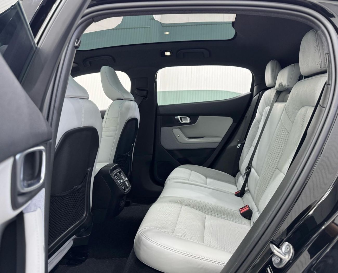 Polestar Polestar 2 2023 Polestar 2 Long Range Dual Motor, 2026 Polestar Warranty, 2031 Battery Warranty, 476hp, GCC