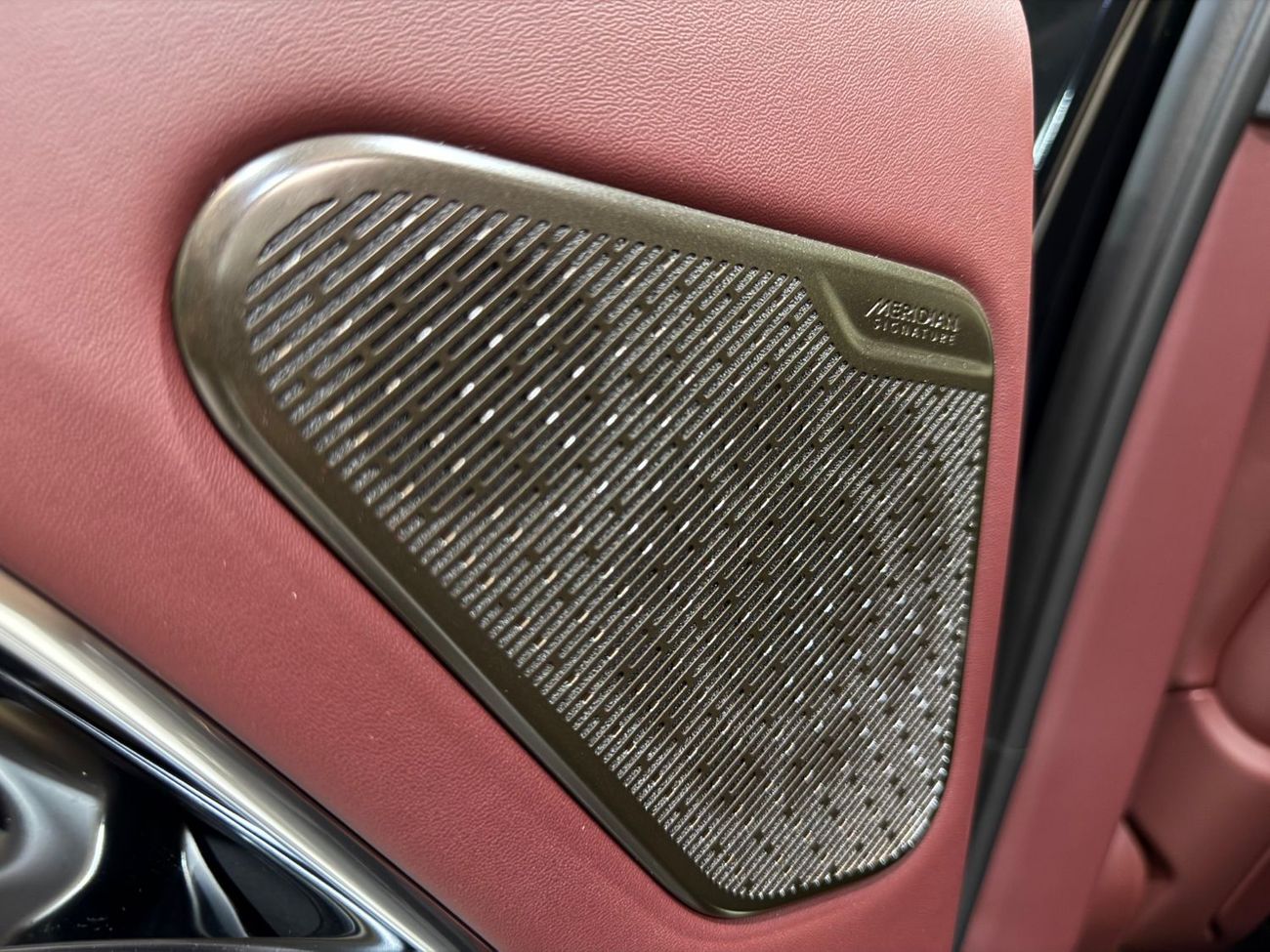 Land Rover Range Rover V8 AUTOBIOGRAPHY 2025