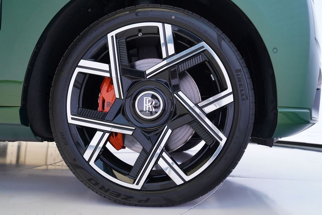 Rolls-Royce Cullinan BLACK BADGE