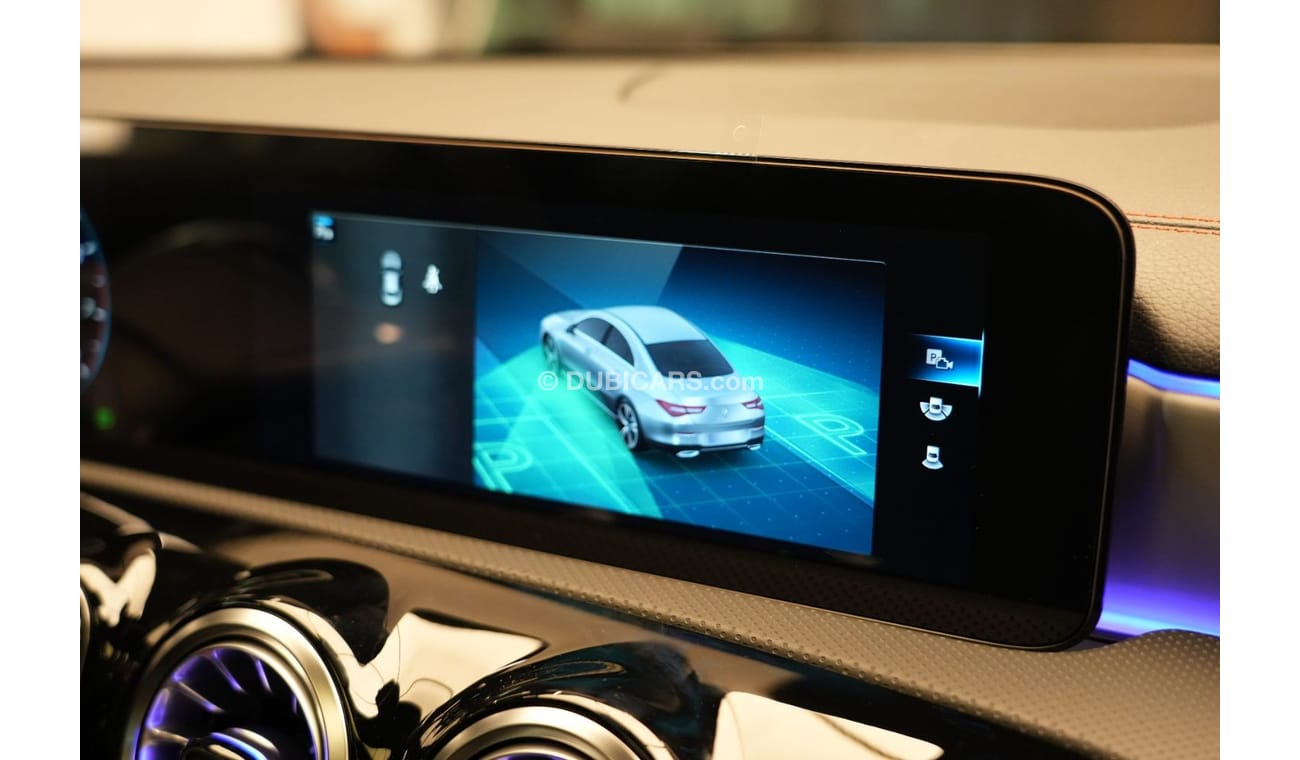 Mercedes-Benz CLA 250 AMG Package //19 Black Alloy Rims //Panoramic roof