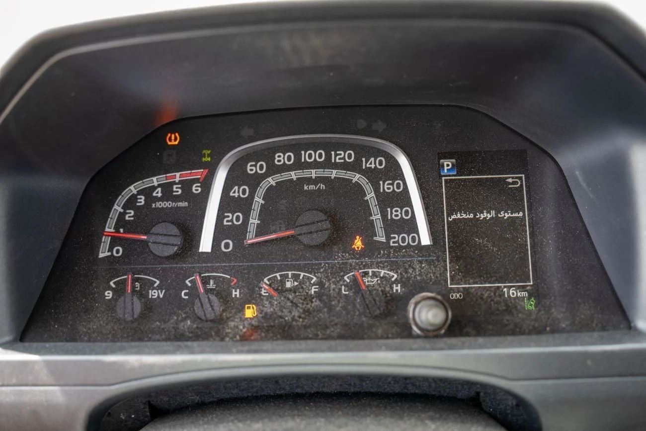 تويوتا لاند كروزر بيك آب 2025 Toyota Land Cruiser 79 DC 2.8L Diesel | Full option