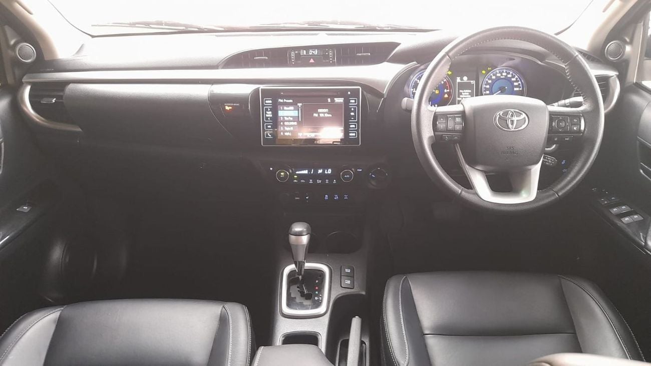 Toyota Hilux Right-Hand drive leather electric seats