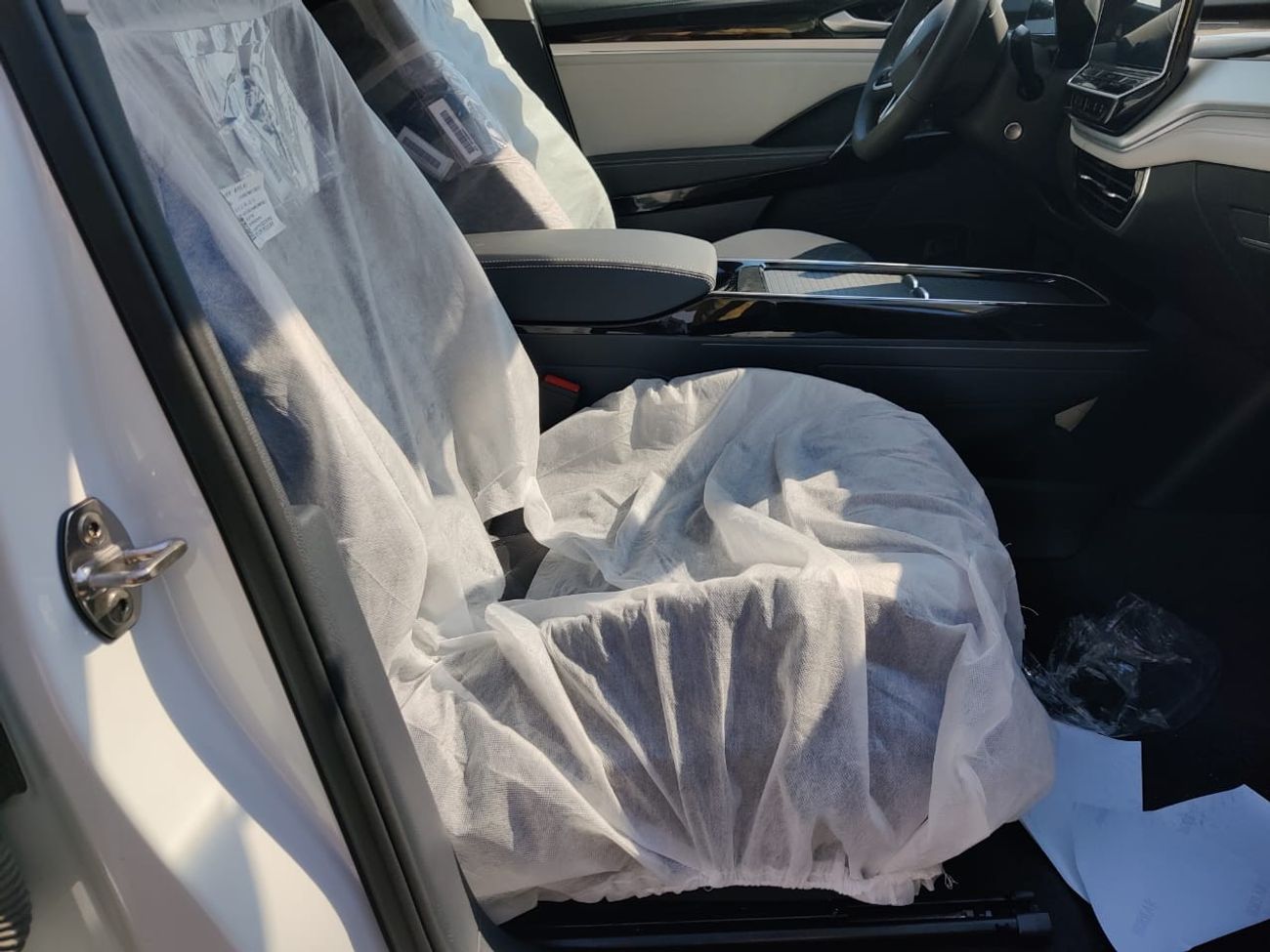 Volkswagen ID.6 CROZZ PRO 7 SEATER AUTOMATIC TRABSMISSION