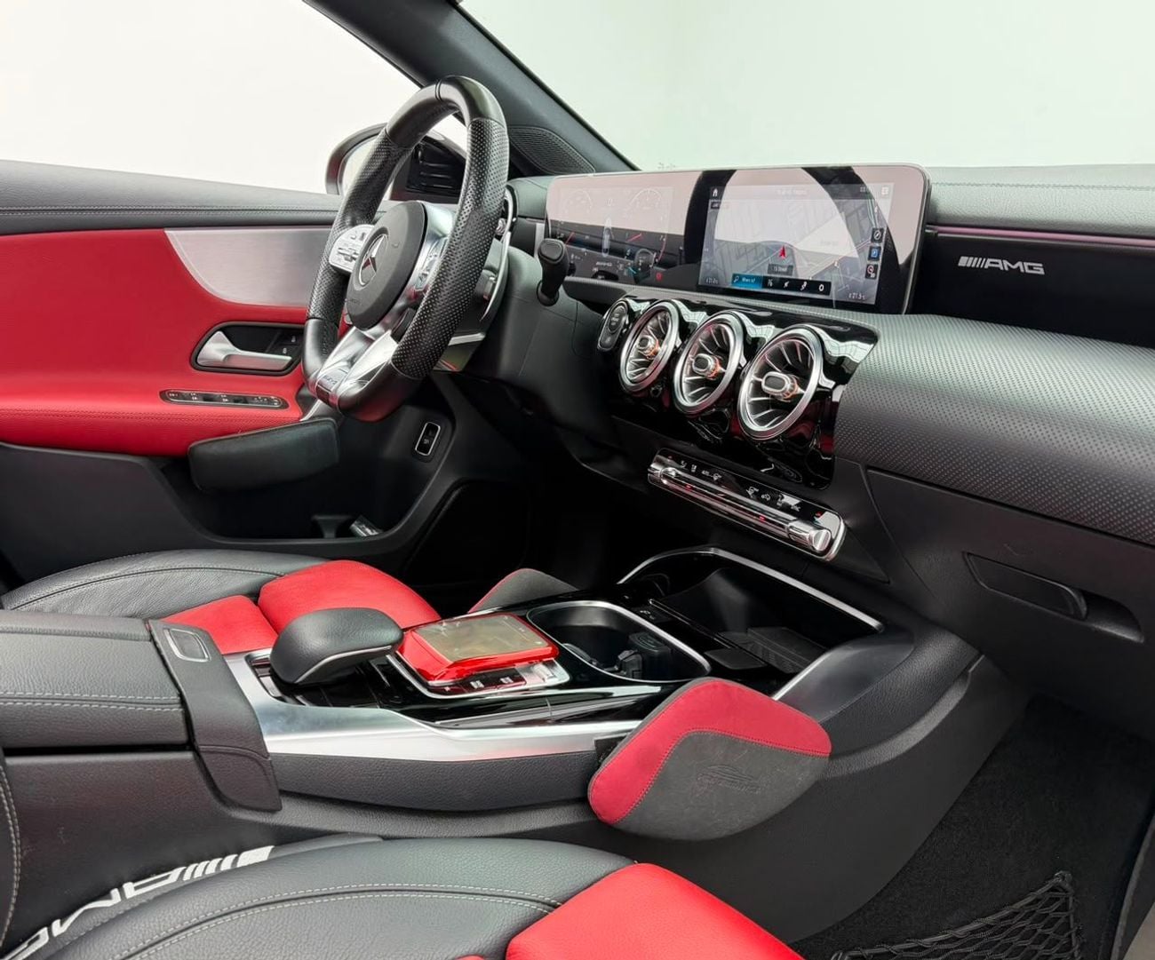 Mercedes Benz A35 AMG 4MATIC