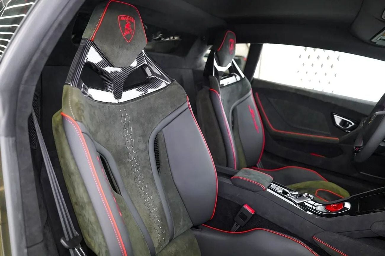Lamborghini Huracan TECNICA 5.2L V10