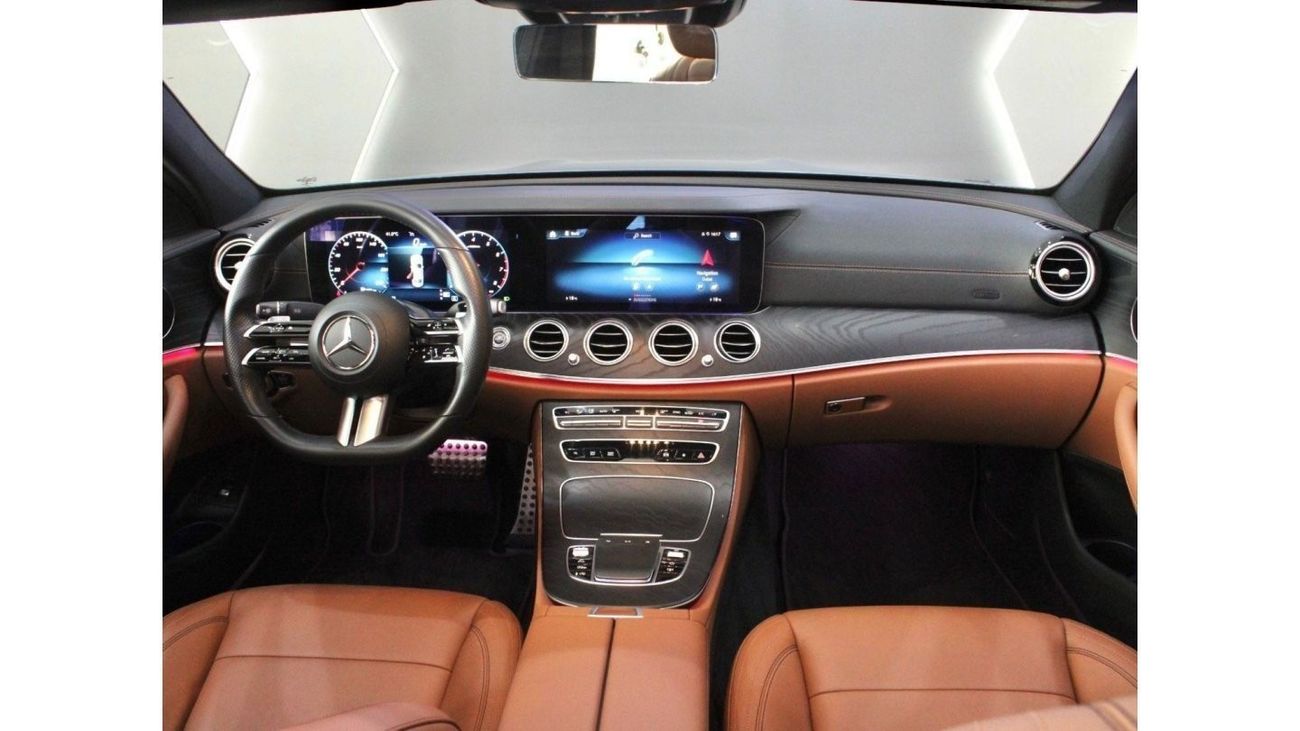 مرسيدس بنز E300 بريميوم