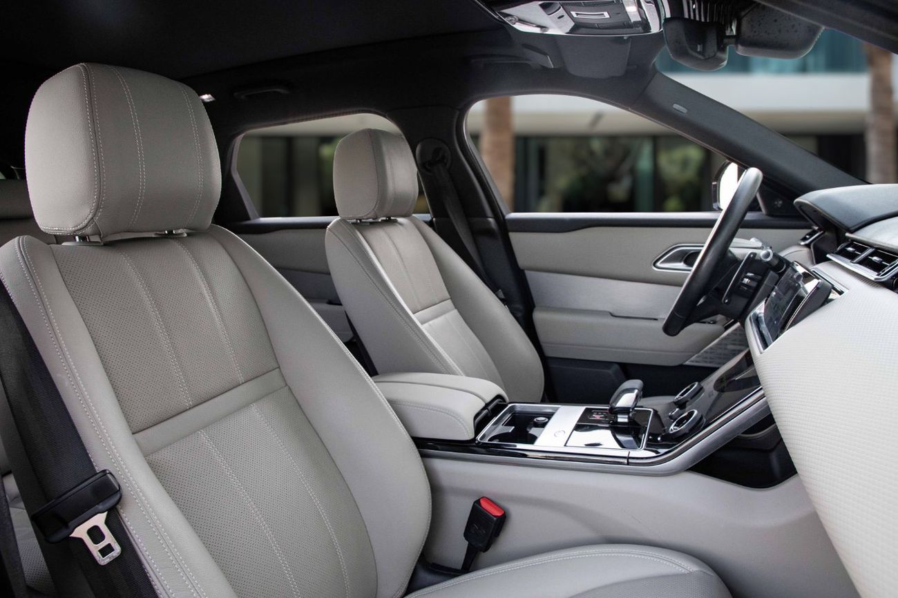 لاند روفر رينج روفر فيلار 4,504 P.M  | 0% Downpayment | P250 SE R DYNAMIC!