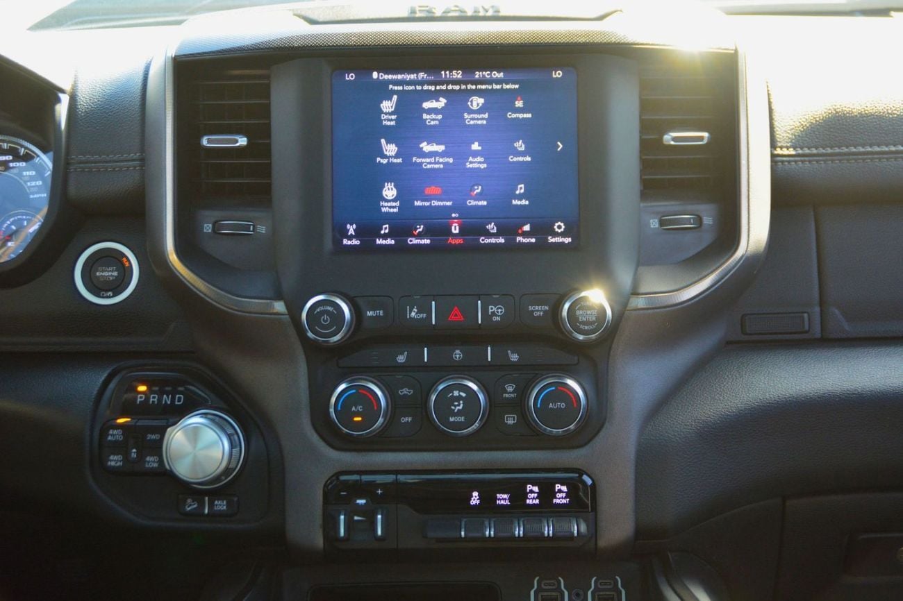 رام 1500 Rebel 5.7L Crew Cab Utility (5 Seater)