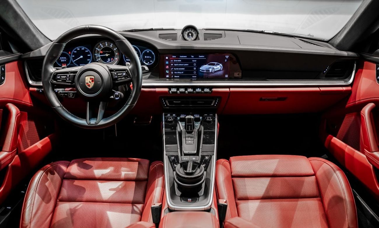Porsche 911 Turbo S 3.8L (645 HP) Coupe