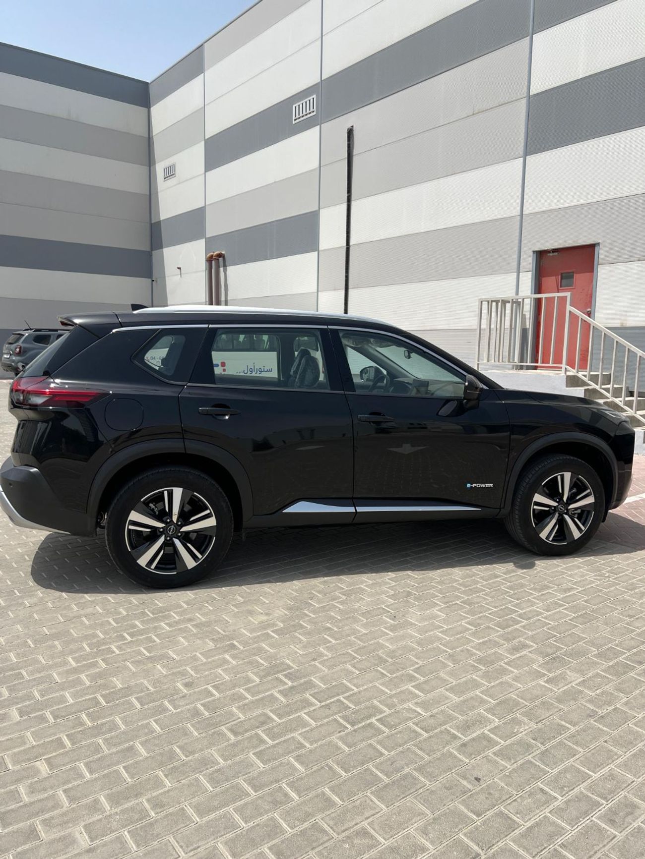 نيسان إكس تريل 1.5L E-POWER 4WD FLAGSHIP HYBRID(SPECIAL PRICE)