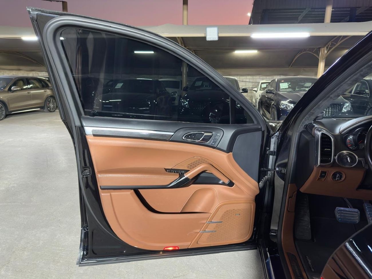 بورش كايان Turbo S 4.8L (570 HP)