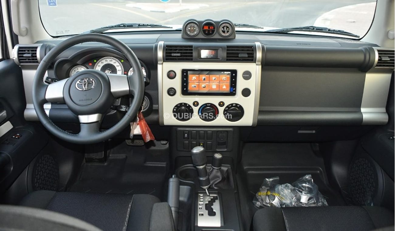 Toyota FJ Cruiser 4.0 with steering wheel control and compressor for export