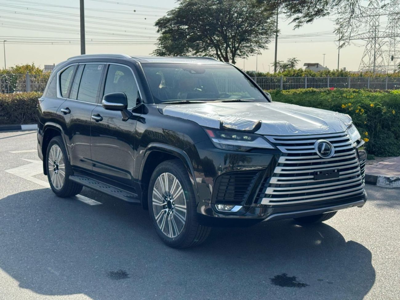 Lexus LX 600 Signature 3.5L GCC SPEC BRAND NEW