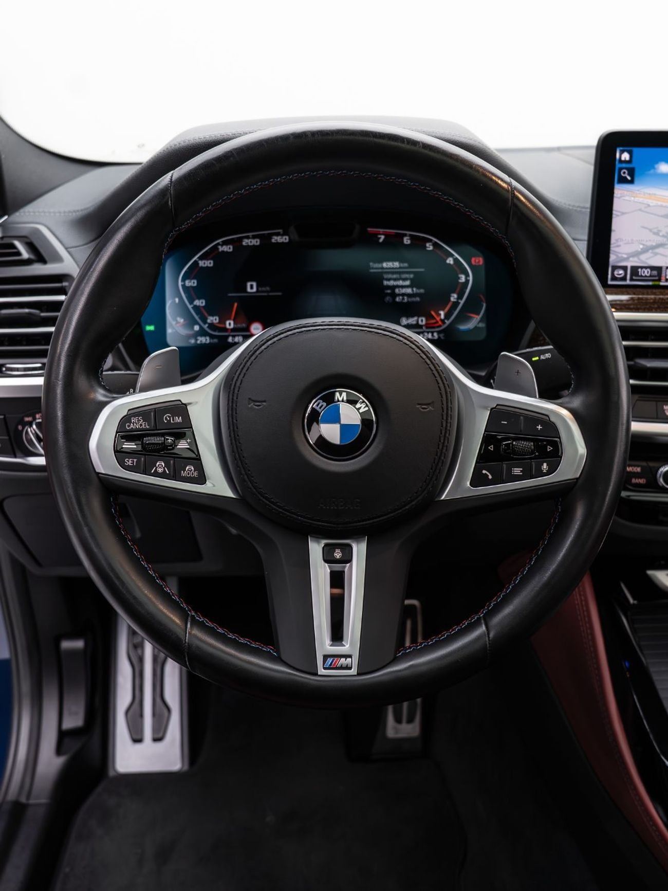 BMW X4 M40I 3.0L 2023 BMW X4, Warranty, 2026 BMW Service Pack, Low Kms, Excellent Condition, GCC