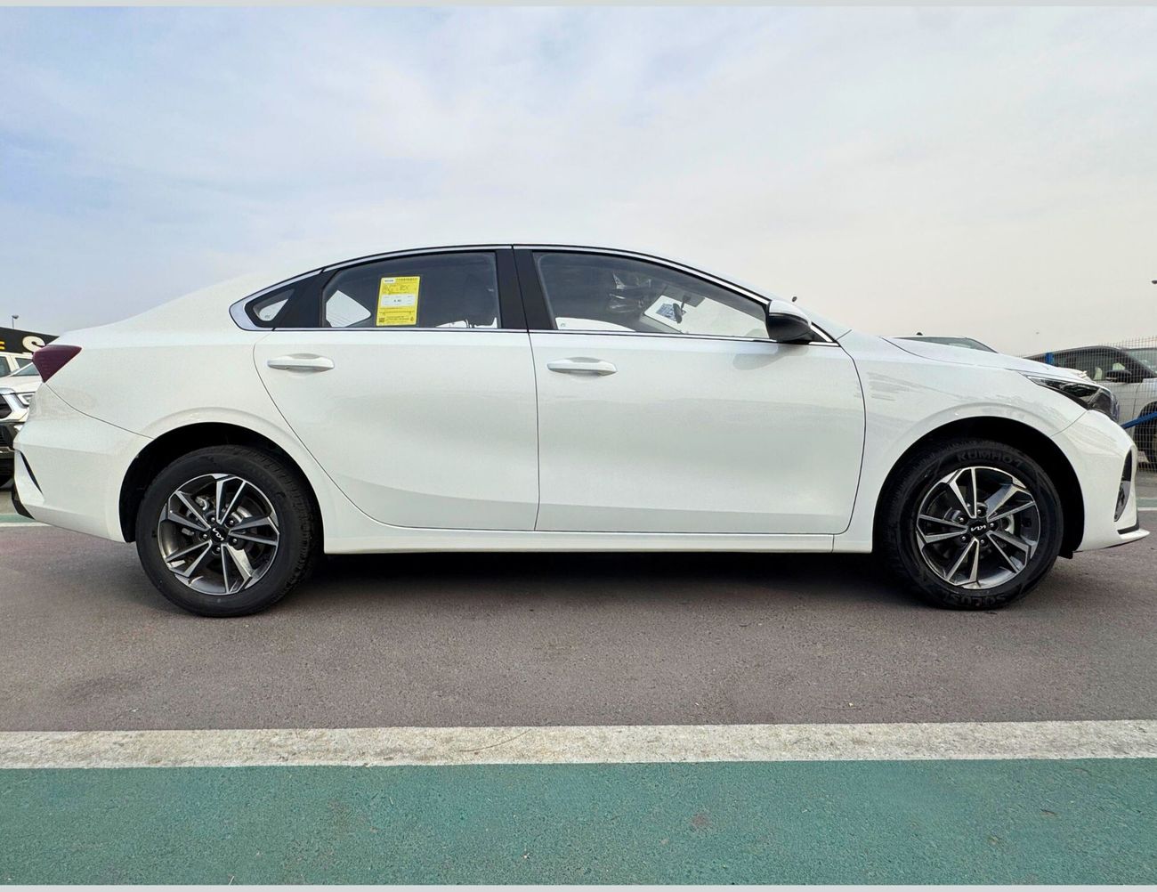 Kia K3 COMFORT | 1.5L | DVD CAMERA | LEATHER SEATS | SUNROOF | CODE# 69053