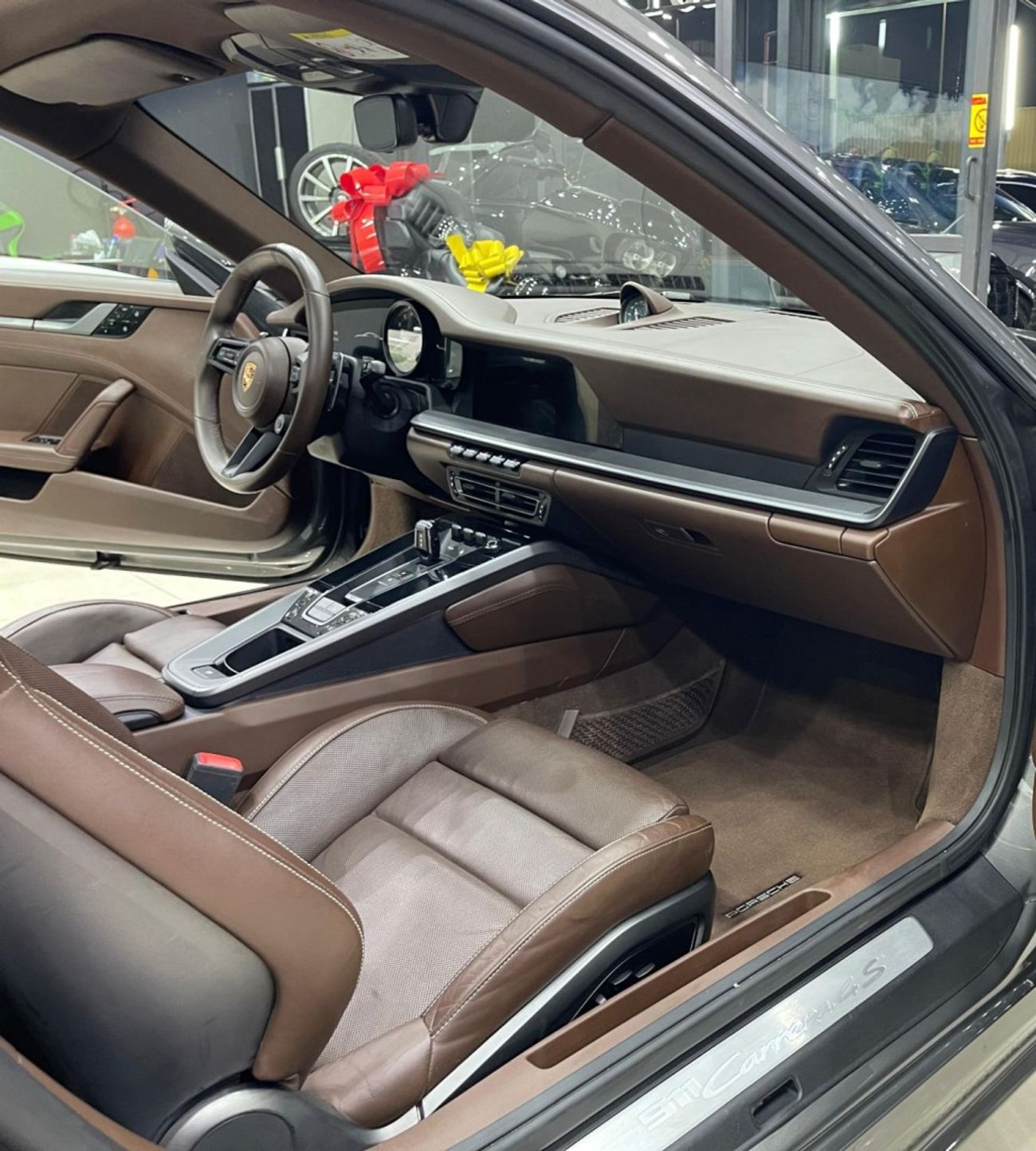 Porsche 911 Carrera 4S 3.0L (444 HP) Coupe