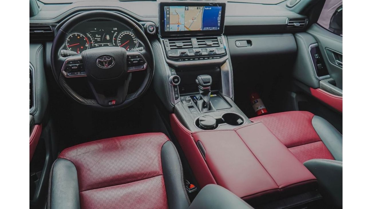 Toyota Land Cruiser GR-S