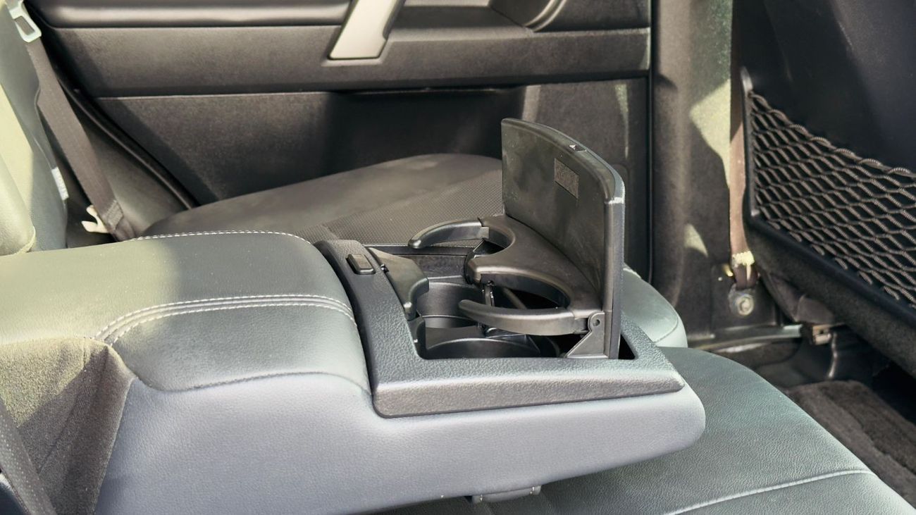 Toyota Prado LIMGENE BODY KIT INSTALLED |2.8L DIESEL| ELECTRIC HEATED SEATS | RHD [QISJ IN DUBAI]