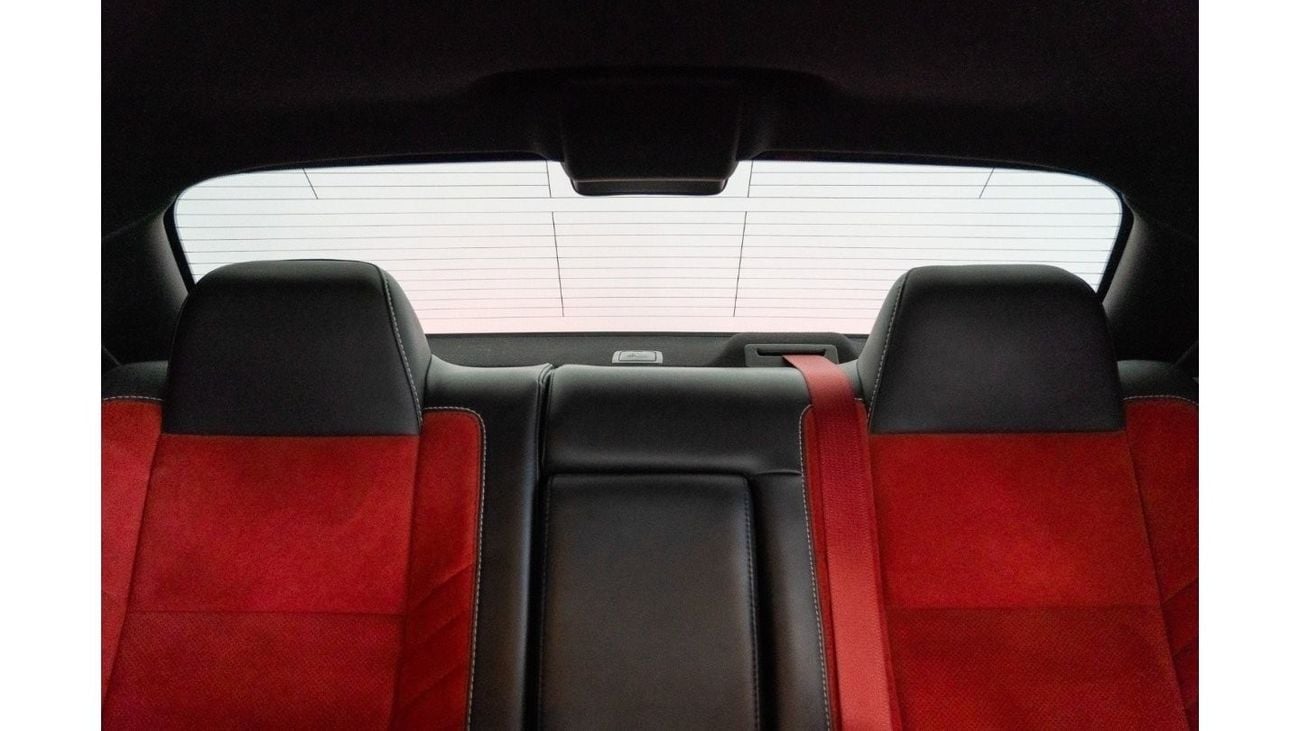 Dodge Challenger SRT Hellcat 2017 Dodge Challenger Hellcat / Manual / V8 717BHP