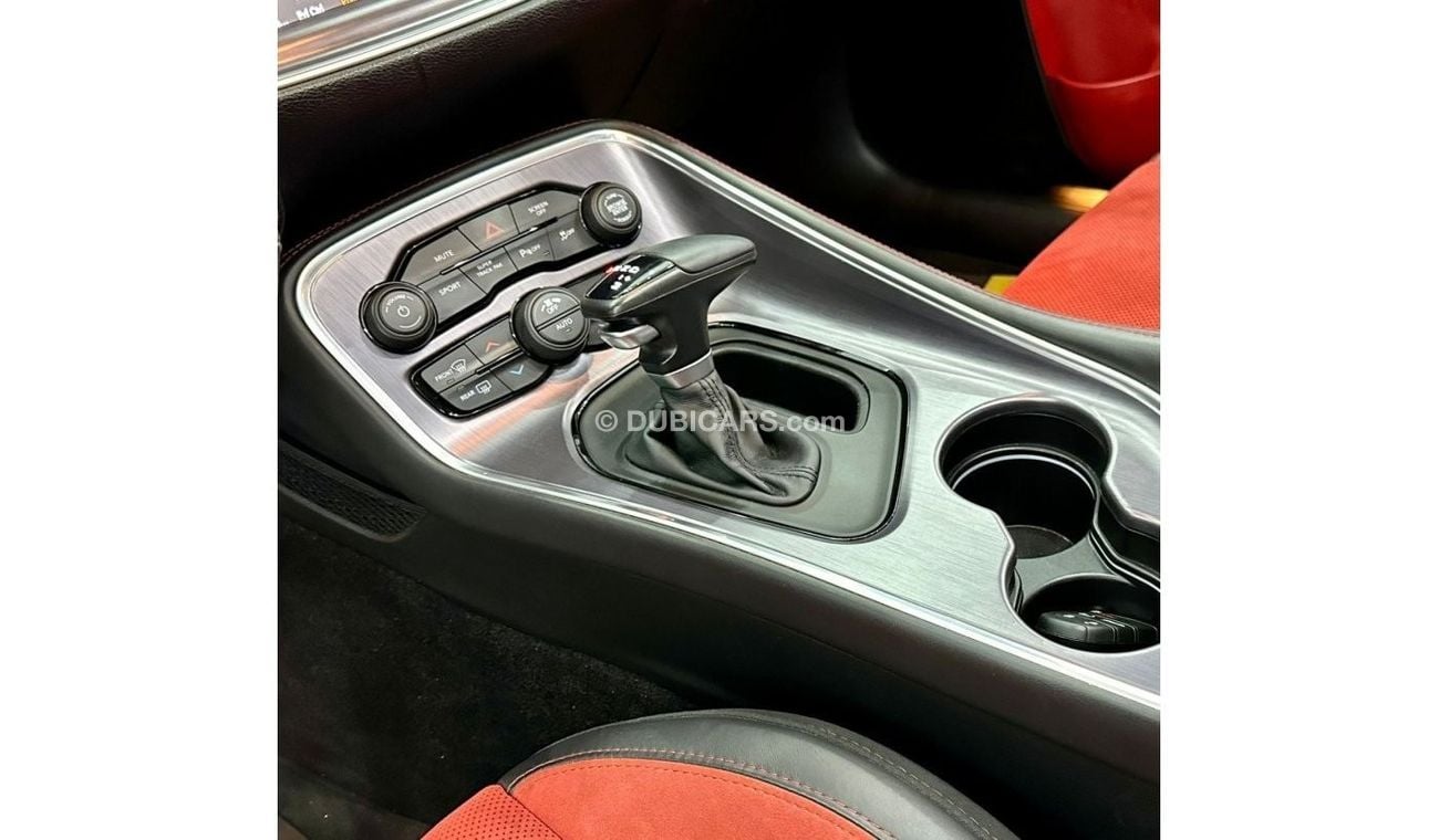 Dodge Challenger 2018 Dodge Challenger R/T Shaker Package, July 2024 Dodge Warranty + Service Package, GCC