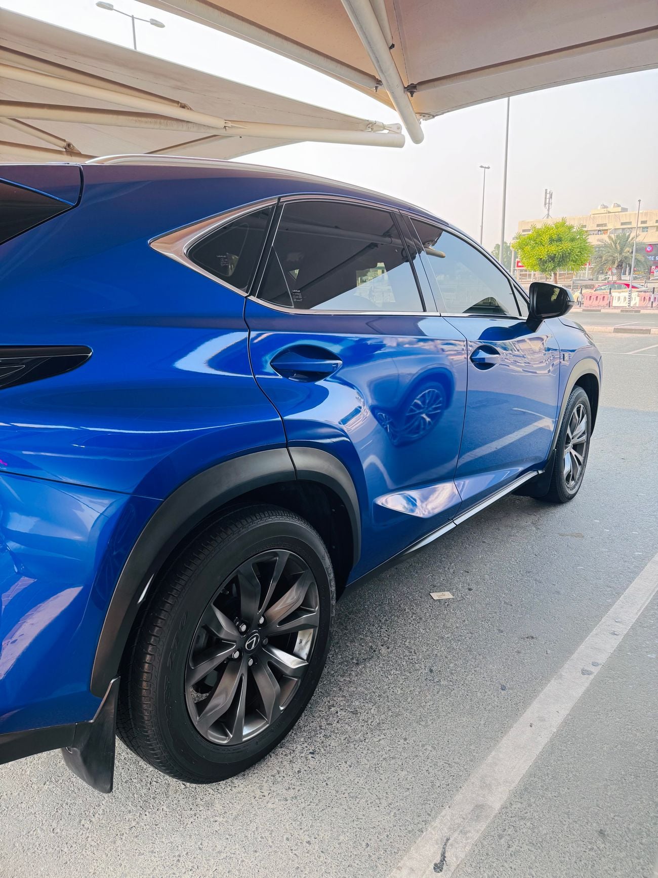 لكزس NX200t