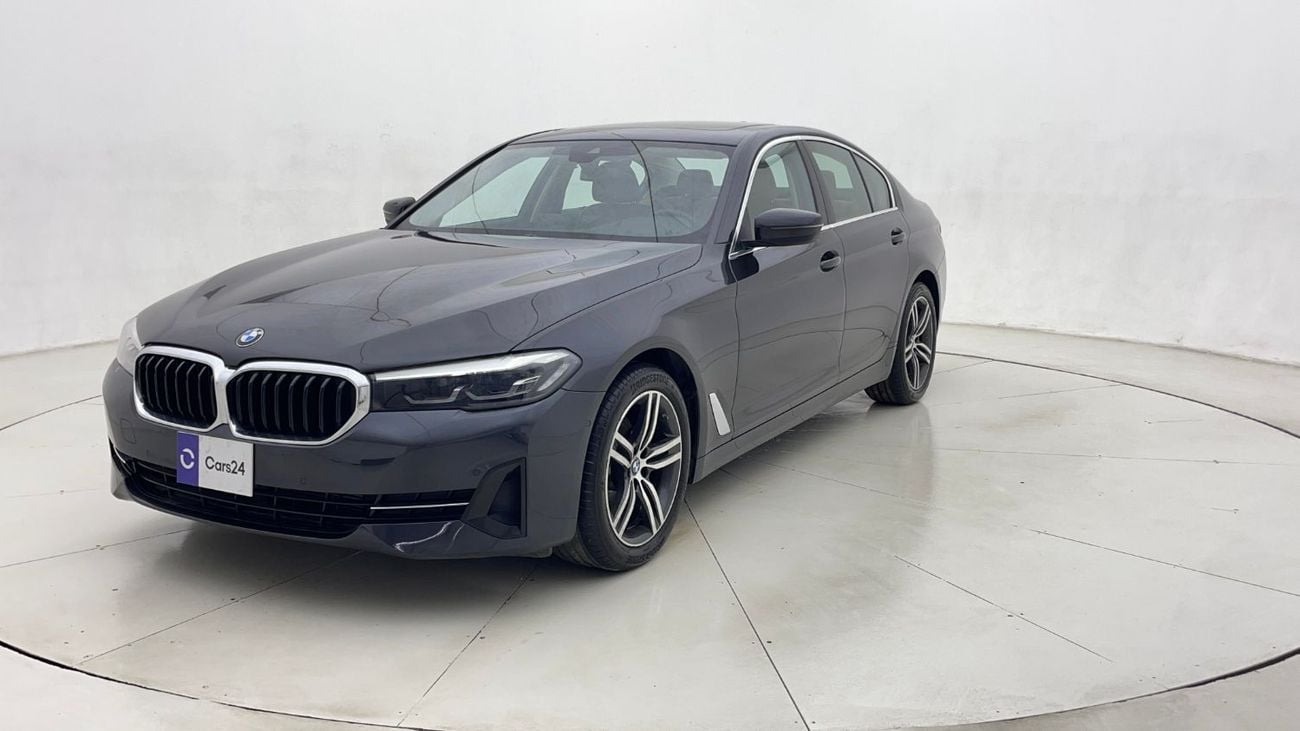 بي أم دبليو 520i 2023 JOY EDITION | AED 1884/Month | 0 DP | 30 Day Return | Warranty | Service History