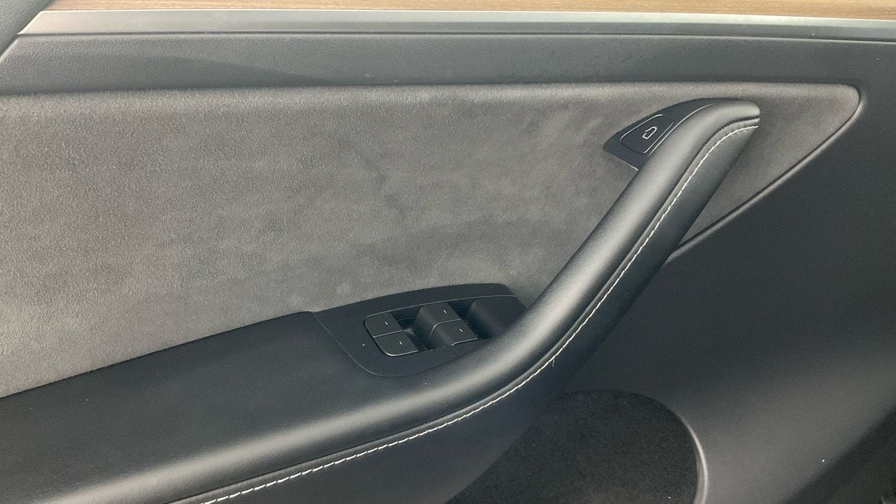 Tesla Model Y BEV LONG-RANGE DUAL MOTOR AWD | Guaranteed Warranty | 0 Down Payment