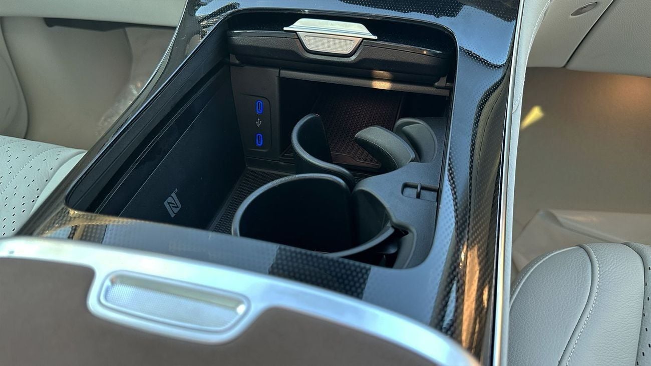 Mercedes Benz EQS 450 4MATIC