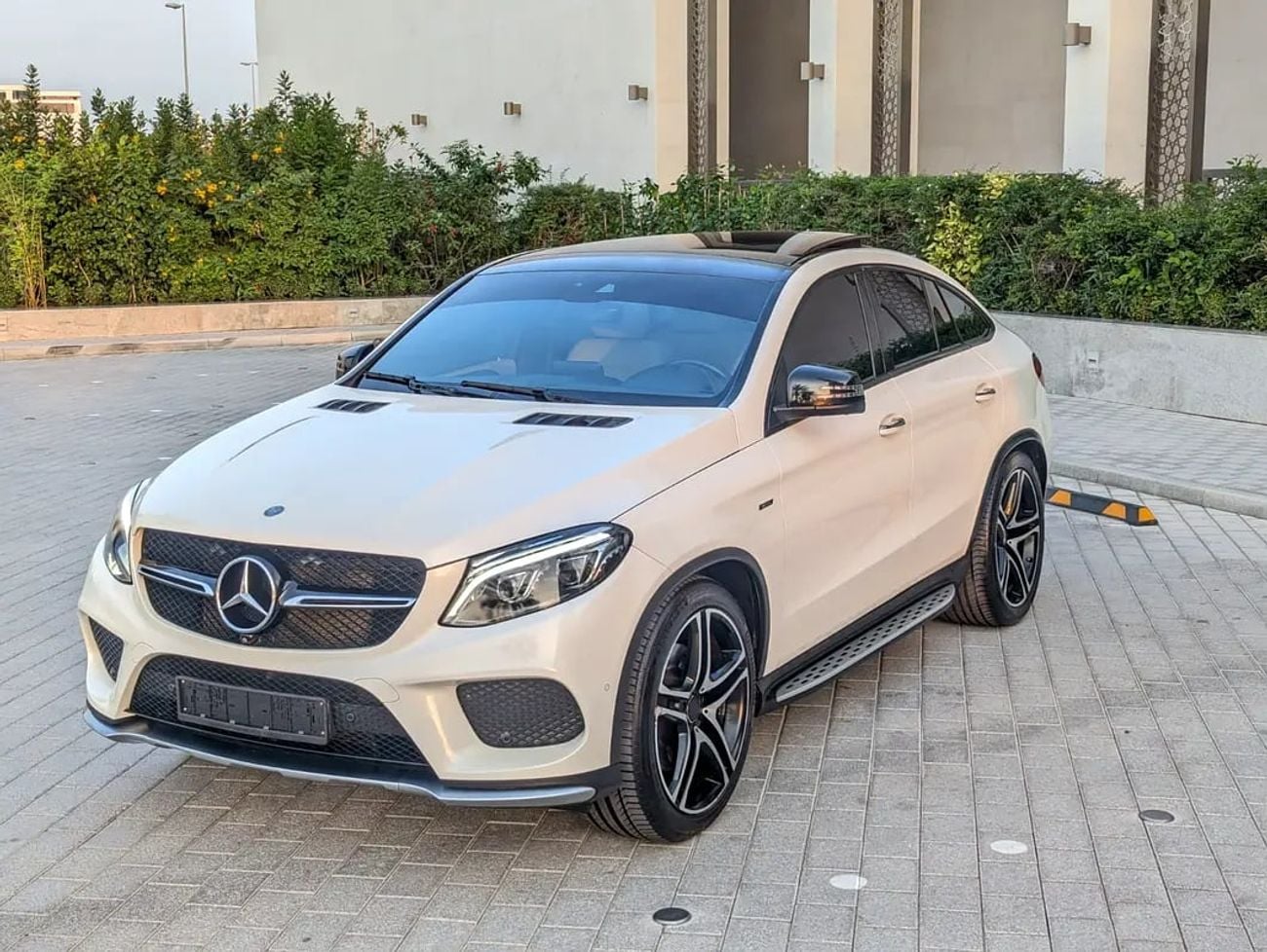 Mercedes Benz GLE43 AMG GLE 43 AMG GCC IN EXCELLENT CONDITION