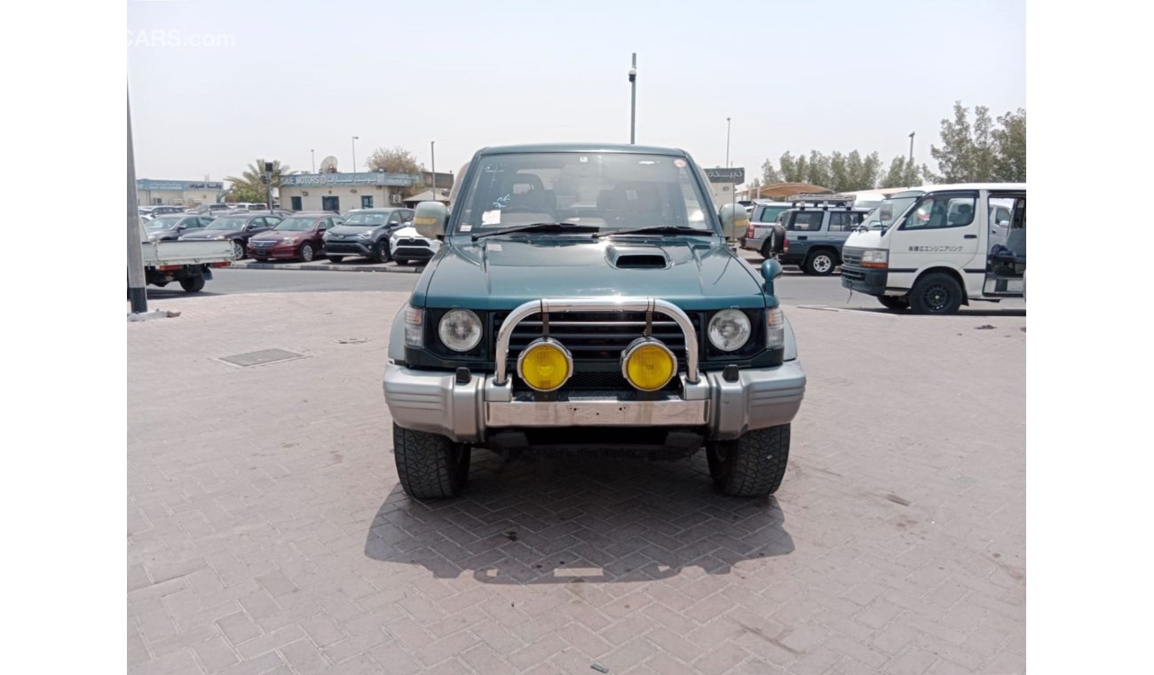 ميتسوبيشي باجيرو MITSUBISHI PAJERO RIGHT HAND DRIVE (PM1604)