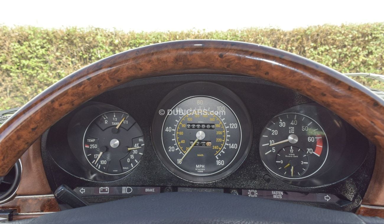 Mercedes-Benz 450 SL