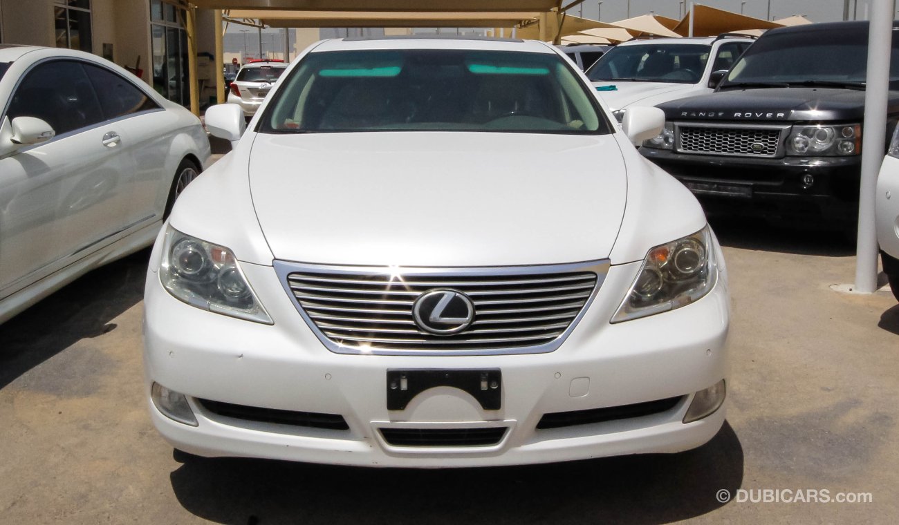 Lexus LS460