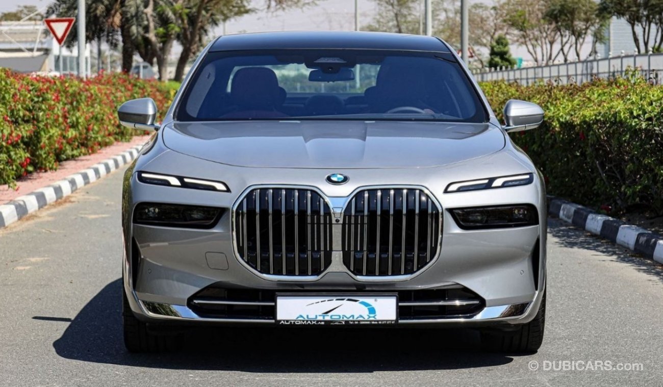 BMW 735 i Sedan 3.0L , 2023 GCC , 0Km , (ONLY FOR EXPORT)