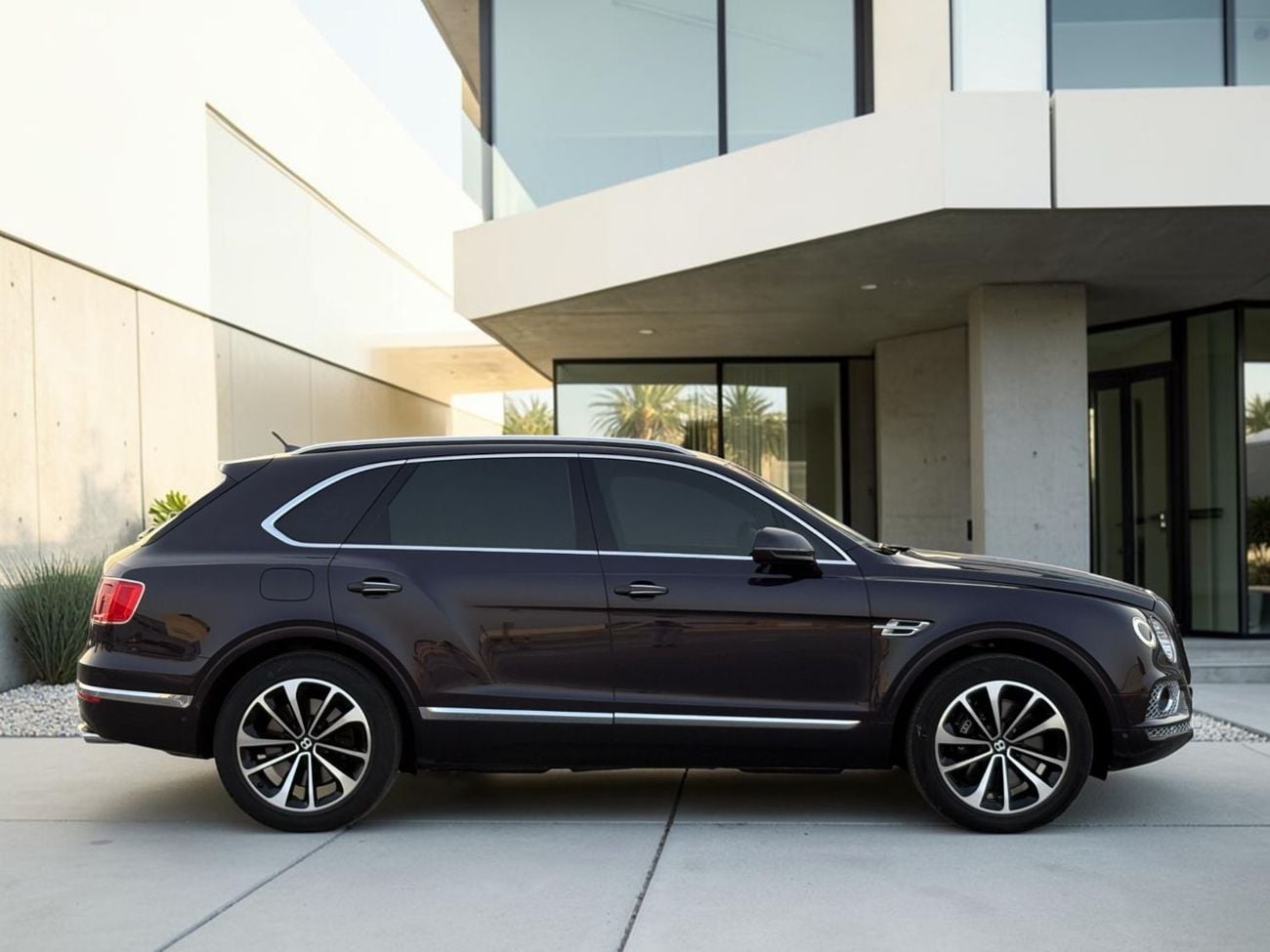 بنتلي بينتايجا AED 3,990 P.M | 0% DOWN PAYMENT | BENTLEY BENTAYGA | 6.0L W12 | 2017 | GCC SPECS