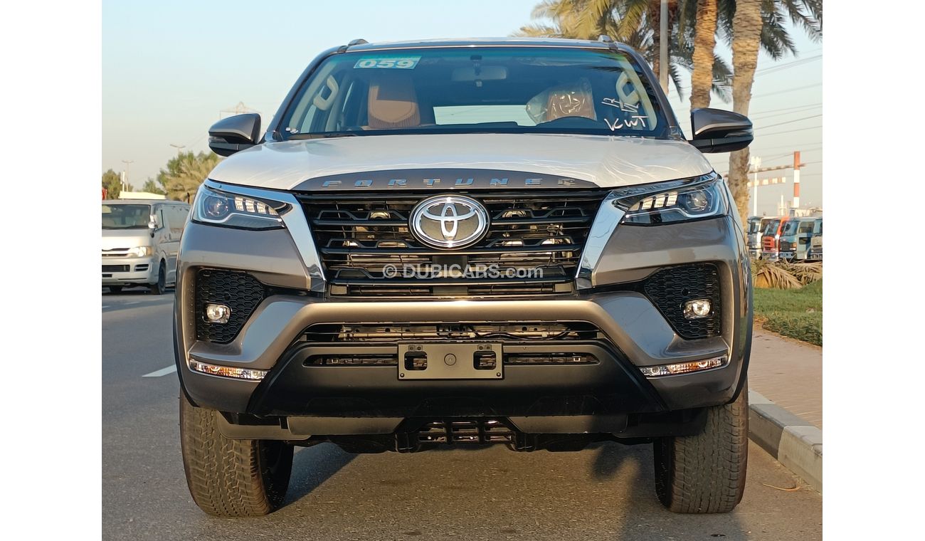 Toyota Fortuner 2.4L V4 DIESEL, DVD / REAR A/C / 4x4 REAR STOCK (CODE # 87856))