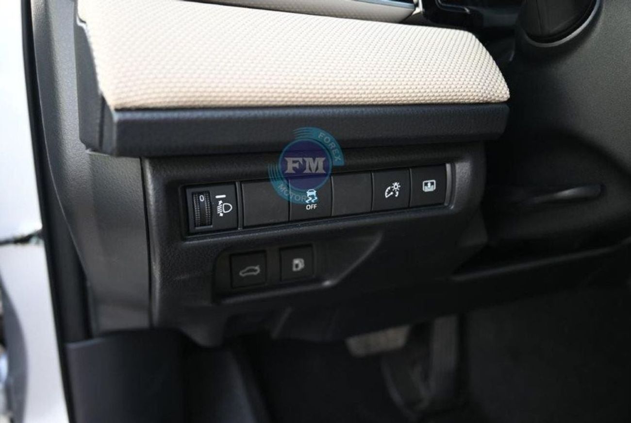 تويوتا كامري LE Hybrid 2.5L Automatic