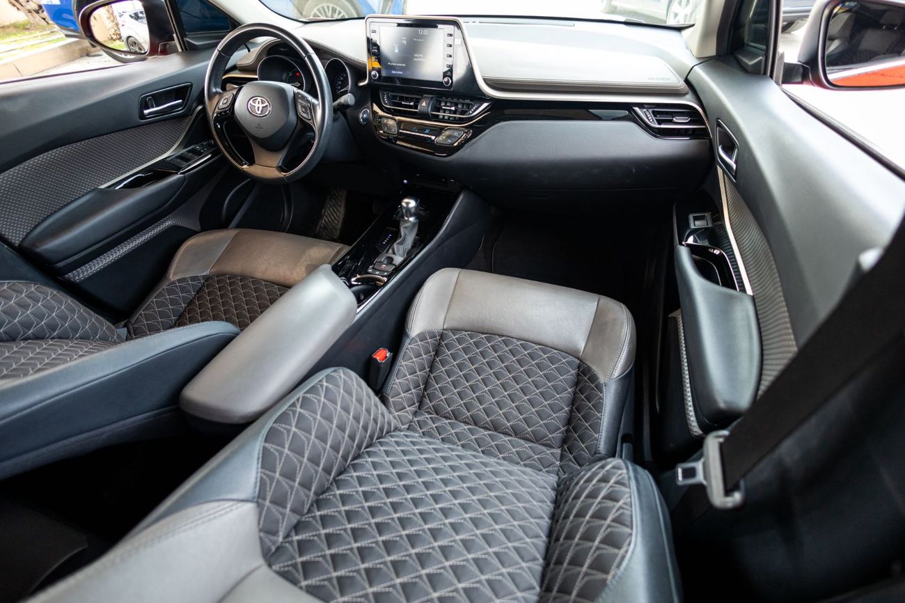 تويوتا CHR GX 1.8L (96 HP)