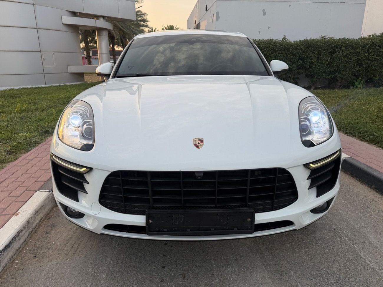 Porsche Macan T 2.0L (260 HP)