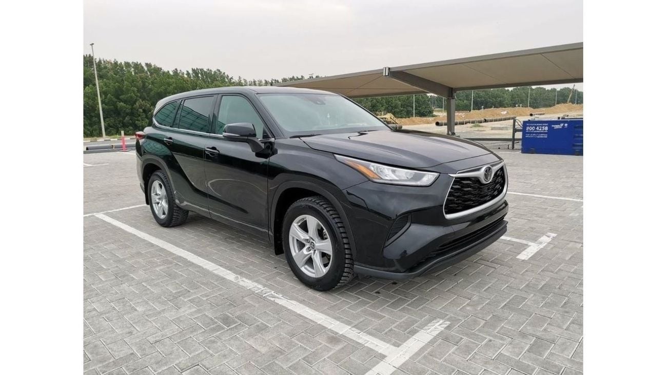 Toyota Highlander Toyota Highlander LE - 2022 - Black