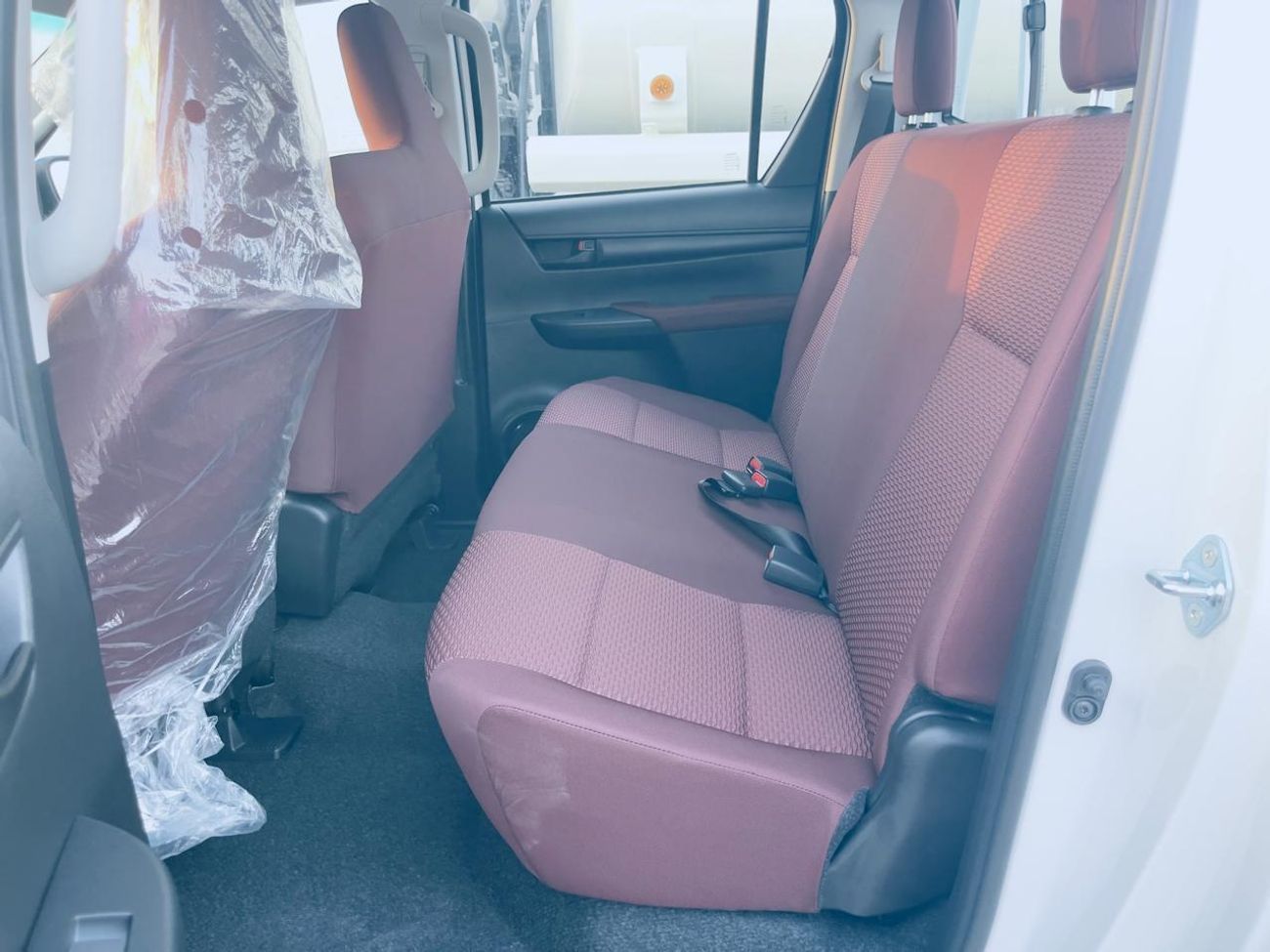 تويوتا هيلوكس GL 2.4L Double Cab Utility