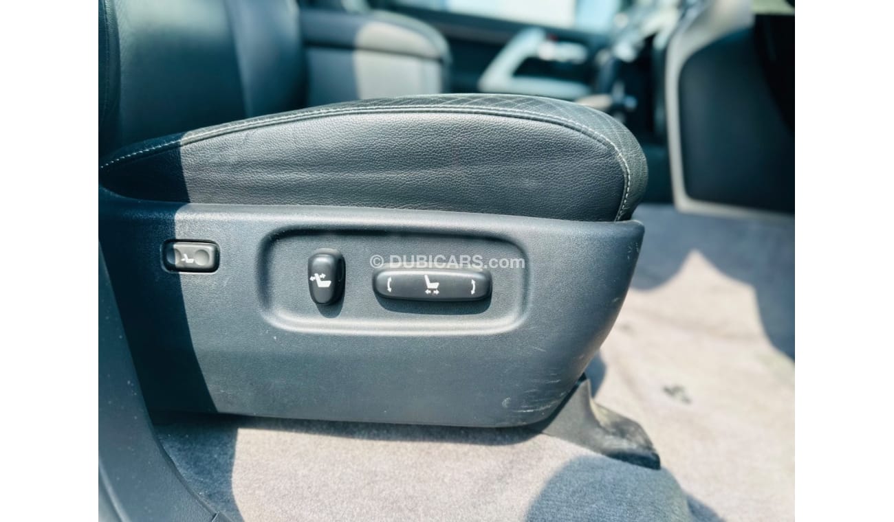 Toyota Land Cruiser Right hand drive , Full option top of the range