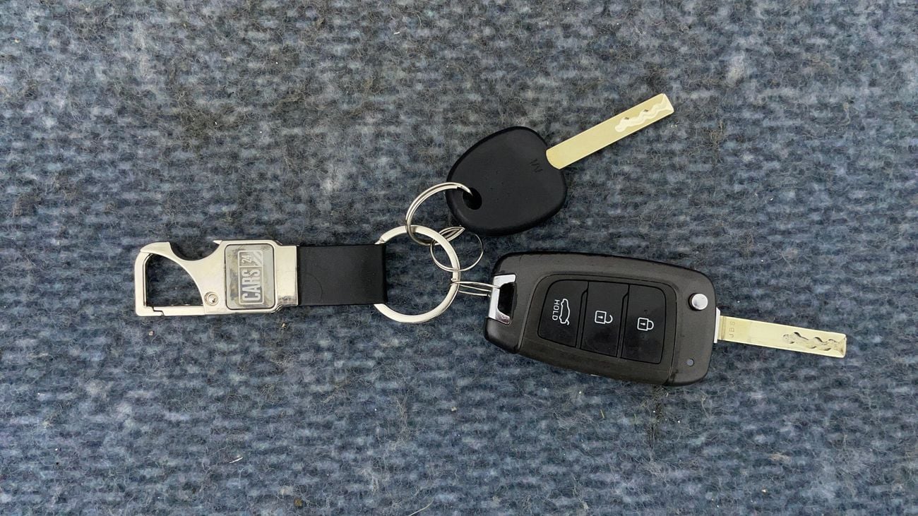 Hyundai Elantra SMART 1.6 | Zero Down Payment | Free Home Test Drive