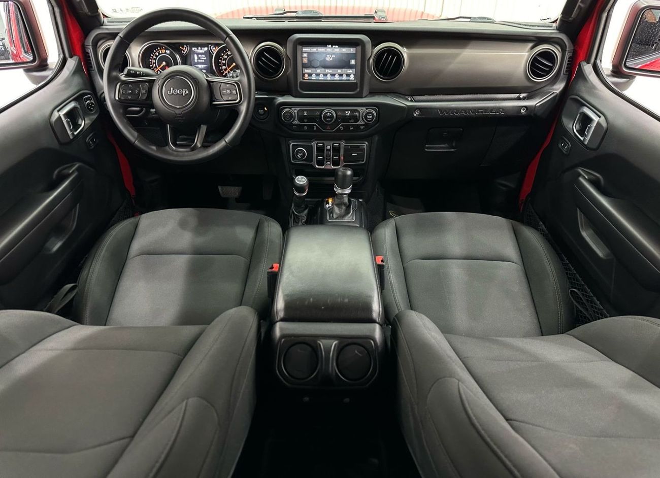 Jeep Wrangler 2018 Jeep Wrangler Unlimited Sport, Full Service History, Excellent Condition, GCC