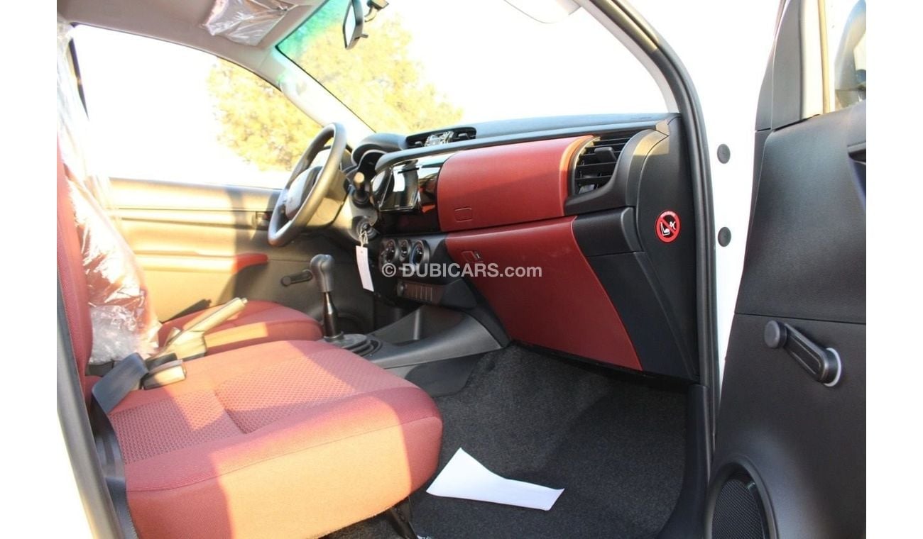 Toyota Hilux 2.4L Diesel Double Cab DLX-E Manual