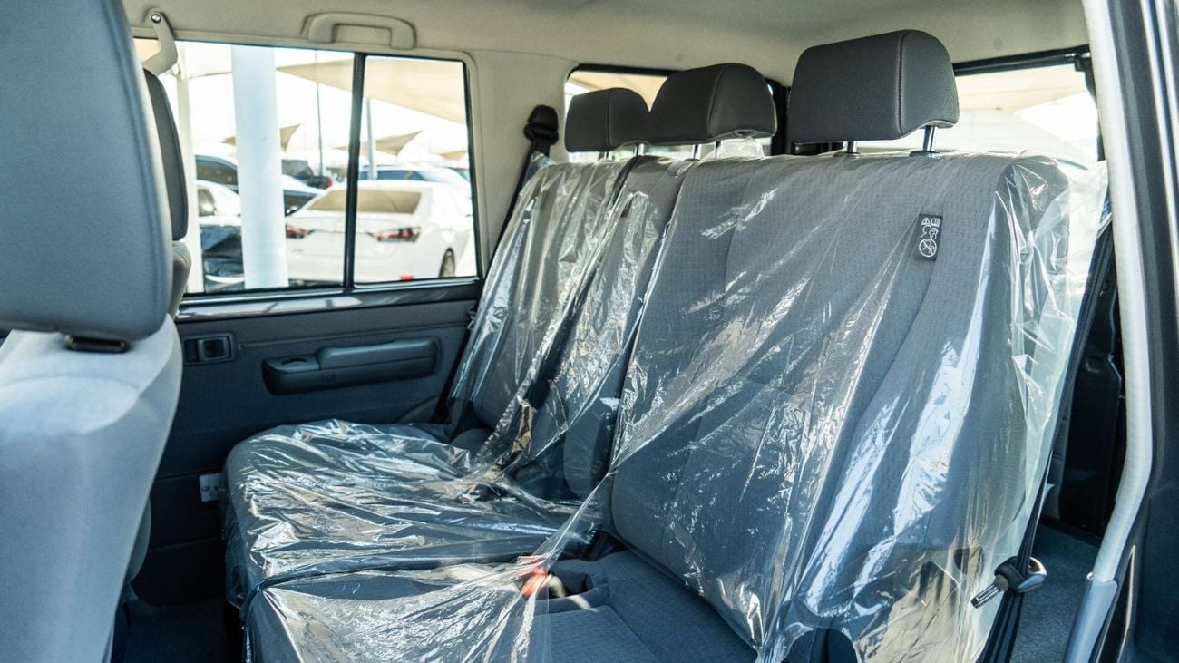 Toyota Land Cruiser 70 LC 76 | 4.0L | V6 | M/T | 2025