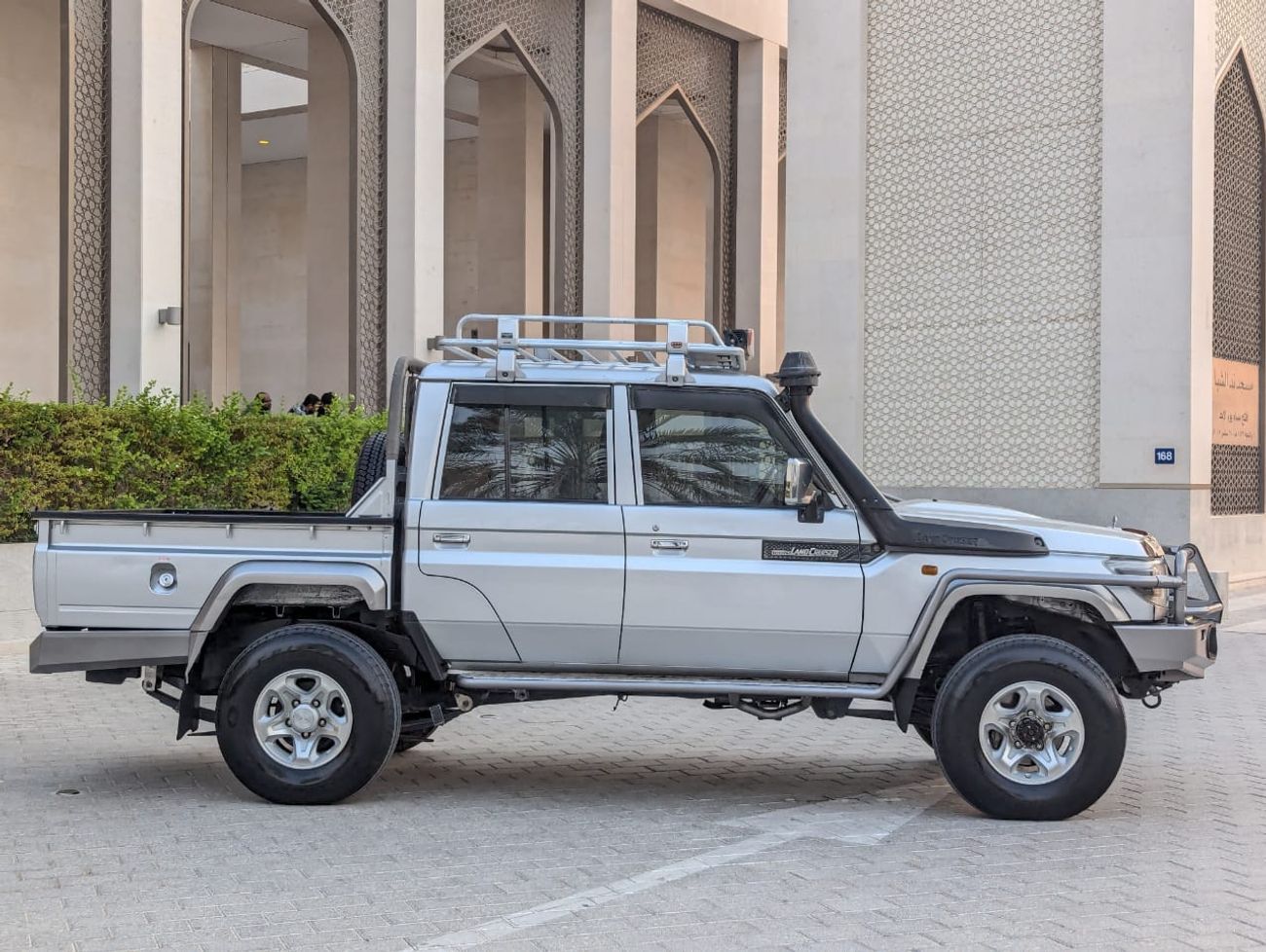 Toyota Land Cruiser Pick Up 